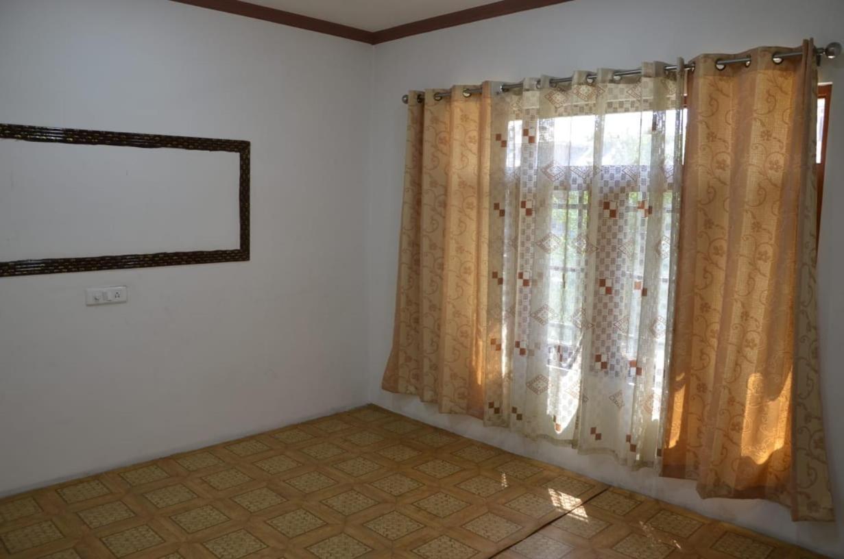 Srīnagar Mir Manzil B&B 외부 사진