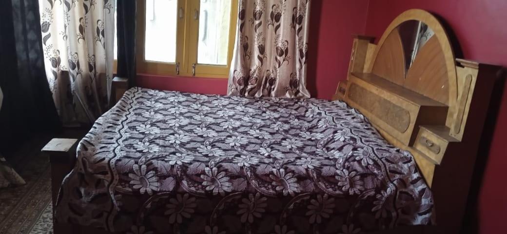 Srīnagar Mir Manzil B&B 외부 사진