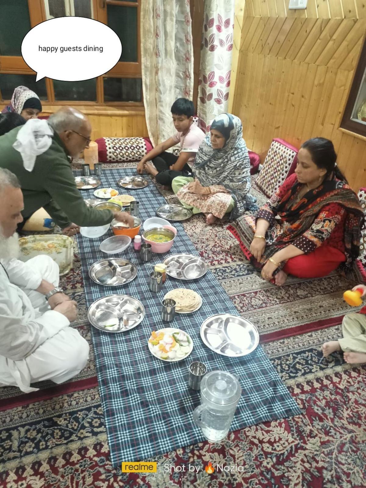 Srīnagar Mir Manzil B&B 외부 사진